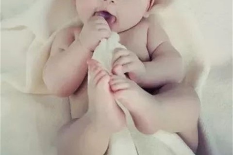 夏季怎么穿可以避免杭州捐卵宝宝感冒受凉？生病要怎么穿？